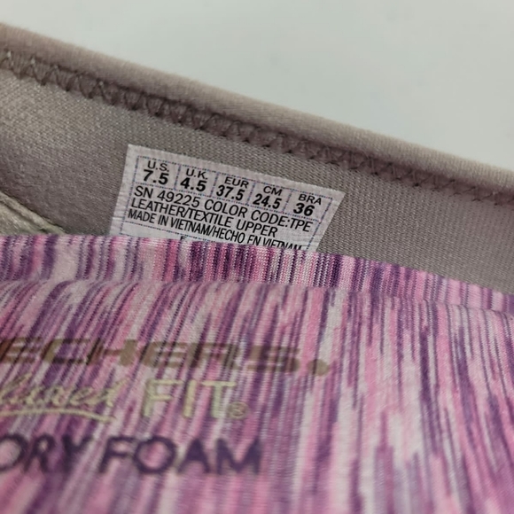 Skechers relaxy fit memory foam Sz 7.5 US Slip on Shoes Beige pink - Picture 7 of 8